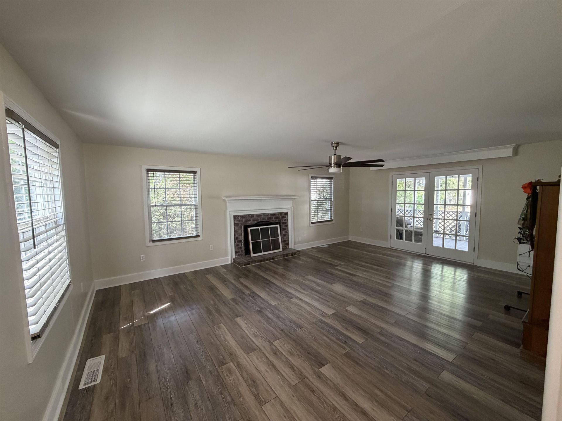 609 S Beech Ave.  Photo 9
