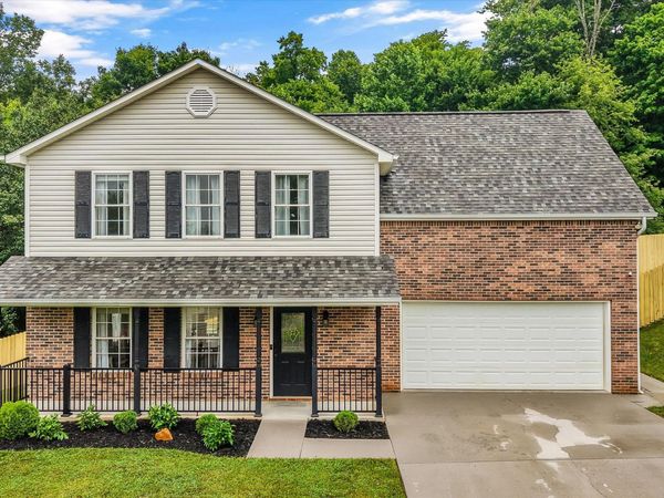 8300 Foxworth Tr, Powell, TN 37849