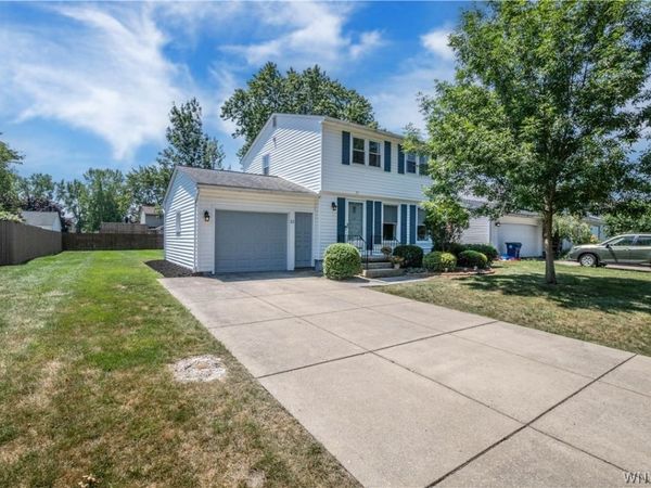 21 Beaumont Drive, Amherst, NY 14228