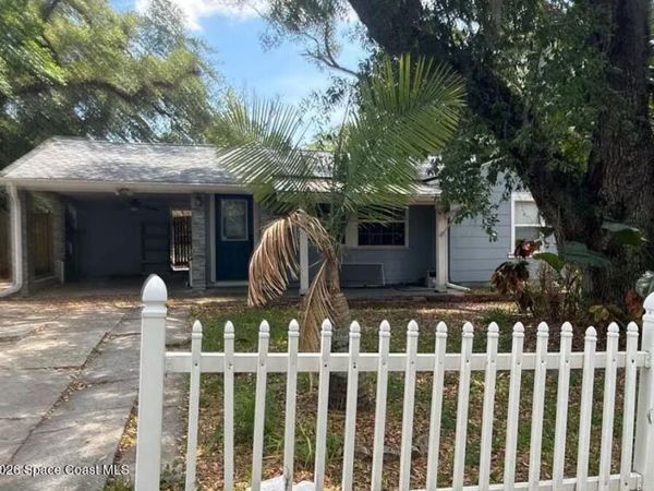 2103 E Howell Street , Tampa, FL 33610