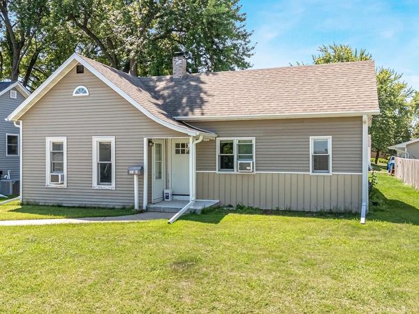 113 W 4TH STREET, Kaukauna, WI 54130