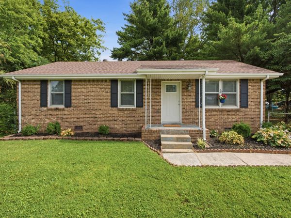 407 Maple St , Smyrna, TN 37167