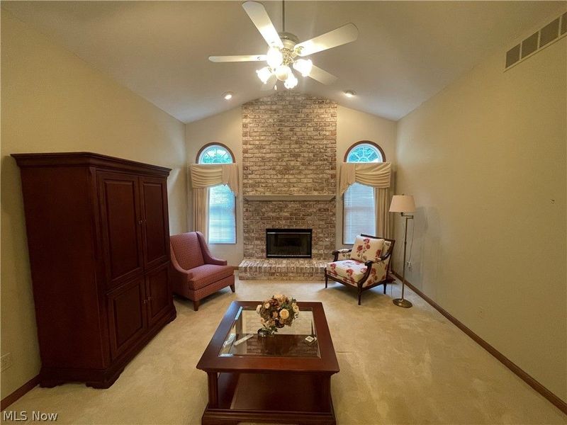 7869 Walnut Street, Boardman, OH 44512 Photo 9