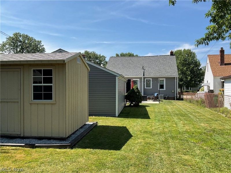 31910 Dickerson Road, Willowick, OH 44095 Photo 2