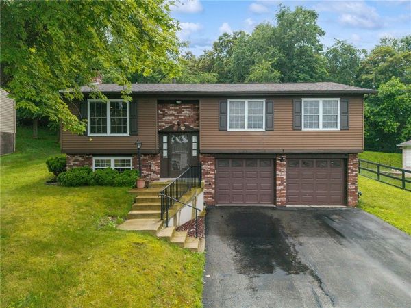 34 Tami Dr , Greensburg, PA 15601