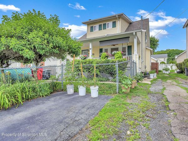 200 Washington Street , Carbondale, PA 18407