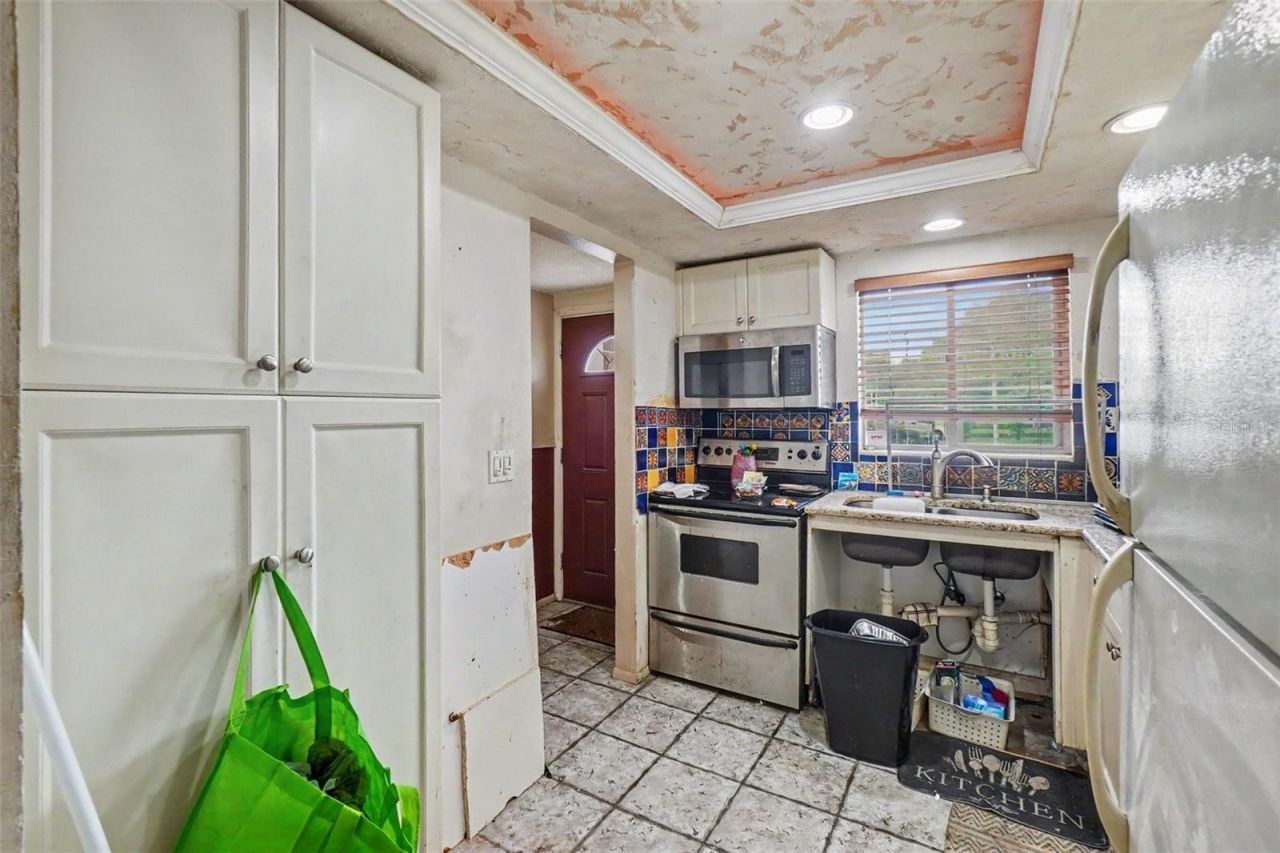 4009 Lake Bayshore Drive, Unit 105, Bradenton, FL 34205 Photo