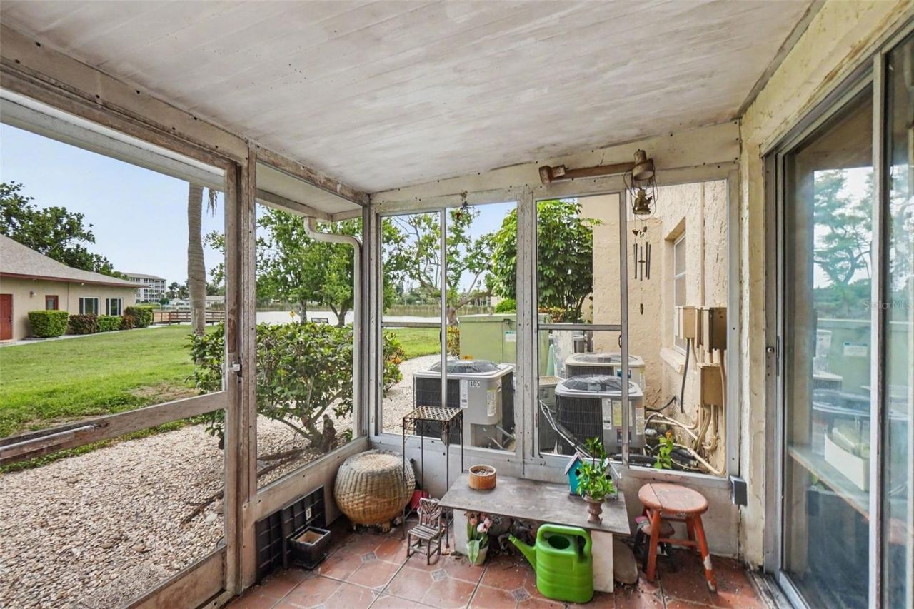 4009 Lake Bayshore Drive, Unit 105, Bradenton, FL 34205 Photo
