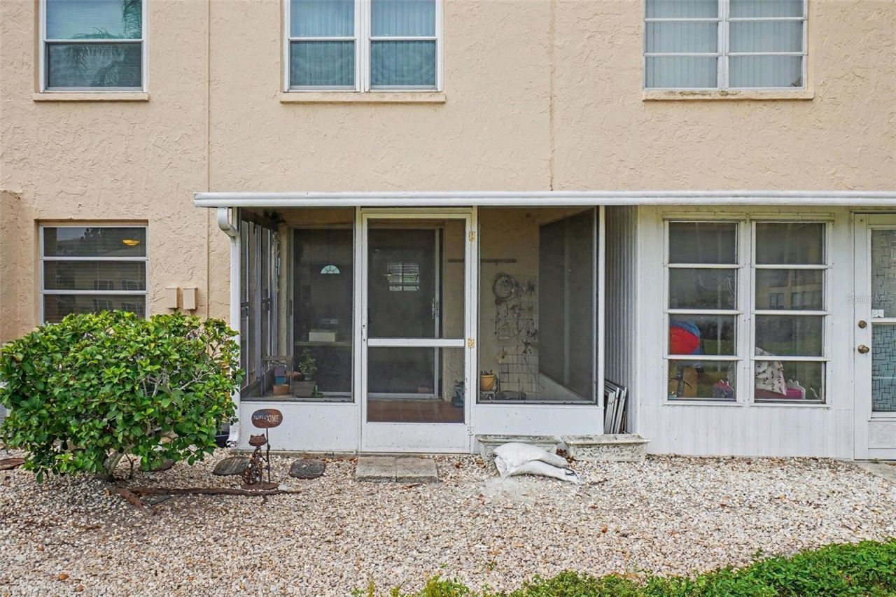 4009 Lake Bayshore Drive, Unit 105, Bradenton, FL 34205 Photo