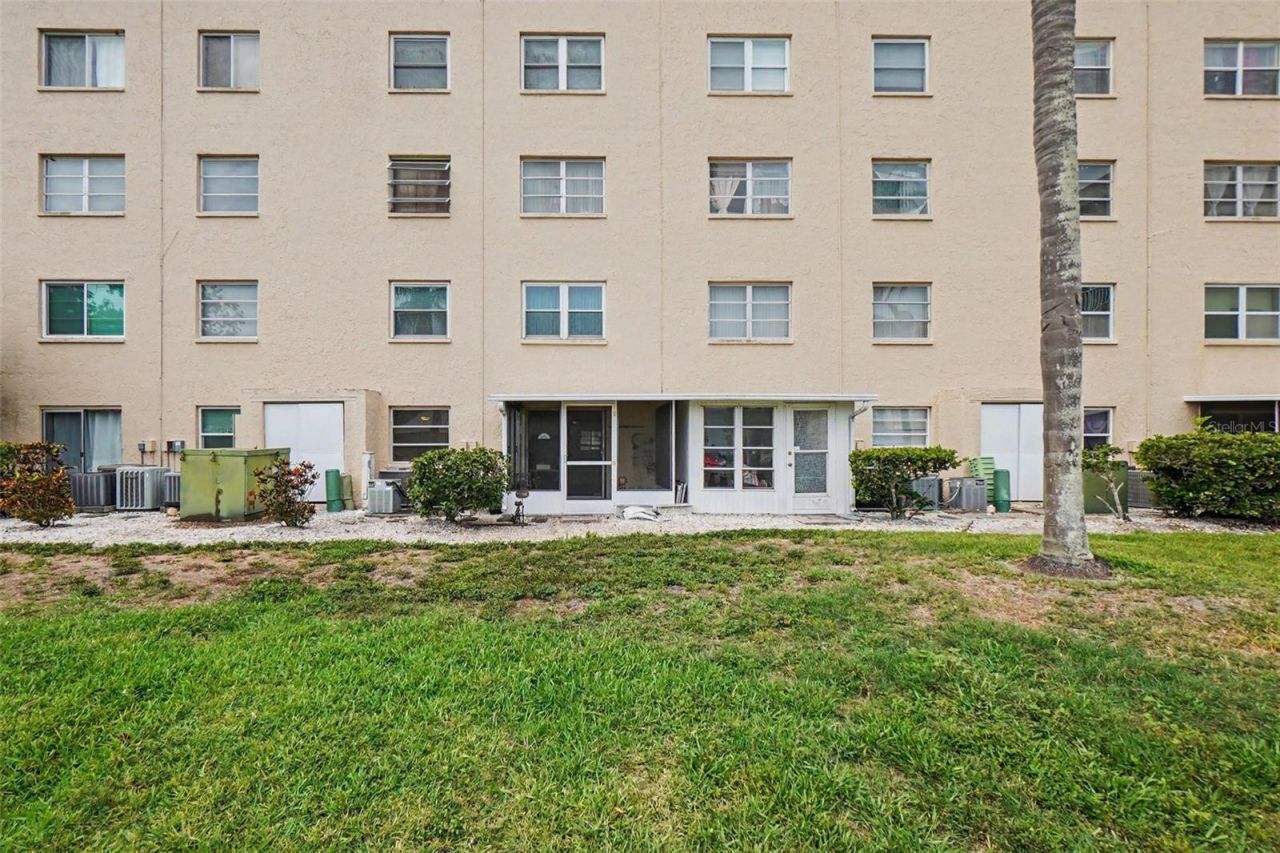 4009 Lake Bayshore Drive, Unit 105, Bradenton, FL 34205 Photo