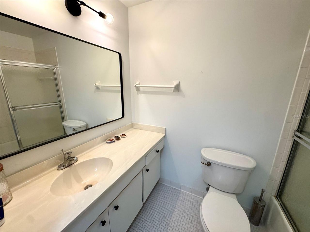 6999 W Country Club Drive N, Unit 225, Sarasota, FL 34243 Photo