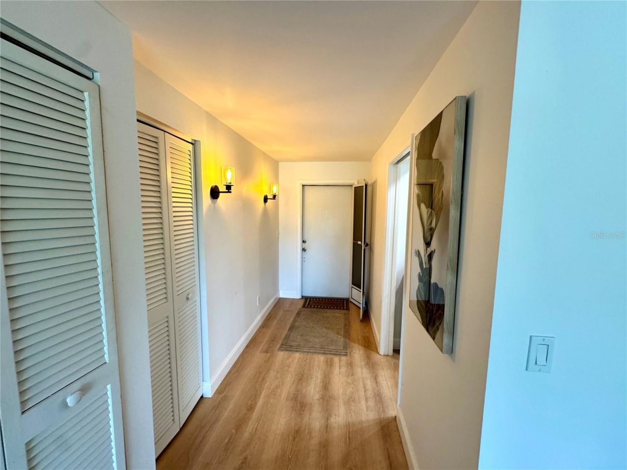 6999 W Country Club Drive N, Unit 225, Sarasota, FL 34243 Photo