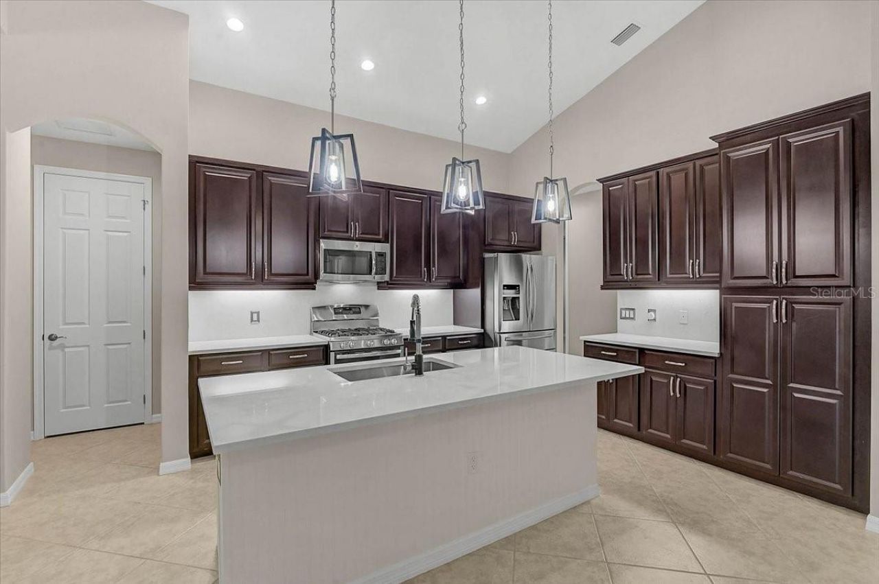 608 Dogwood Run, Bradenton, FL 34212 Photo