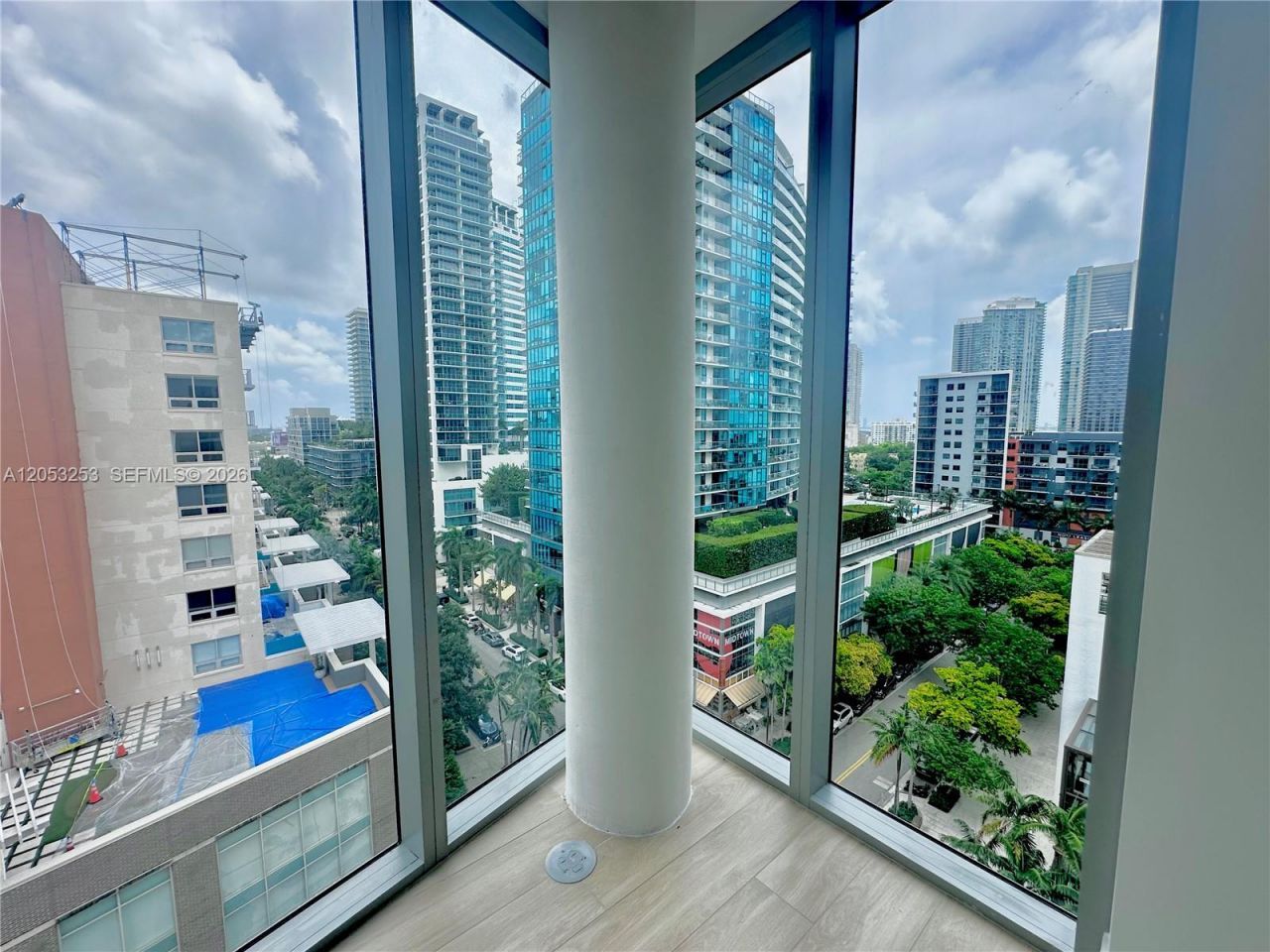 90 NE 32nd St , Unit 1012, Miami, FL 33137 Photo