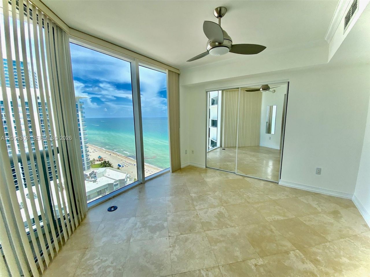 17201 Collins Ave, Unit 2502, Sunny Isles Beach, FL 33160 Photo