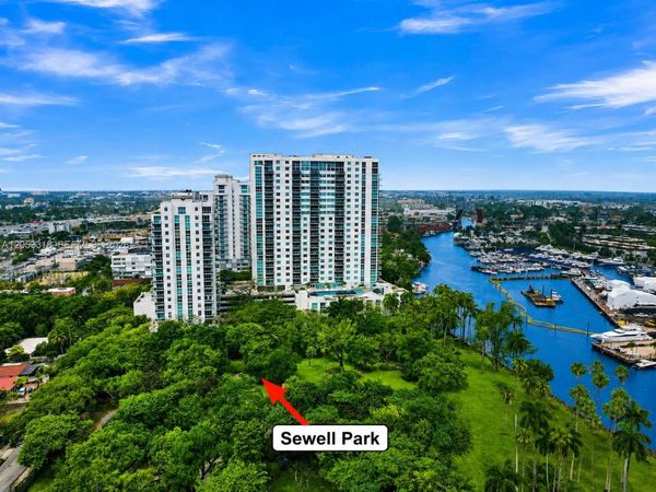 1861 NW S River Dr , Unit 1207, Miami, FL 33125