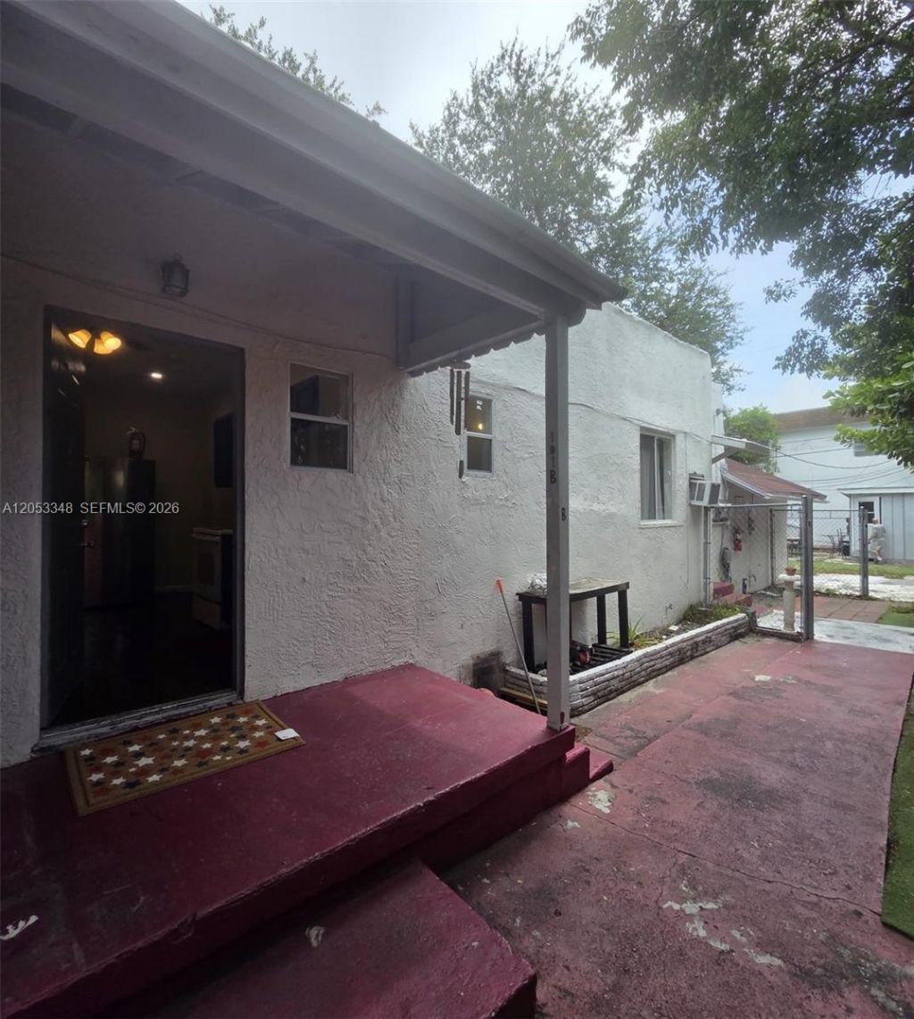 1008 N 18th Ct, Unit 101B, Hollywood, FL 33020 Photo
