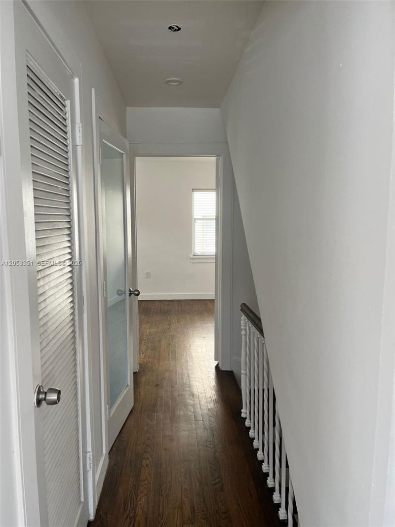 833 W 39th St , Unit 2, Miami Beach, FL 33140 Photo