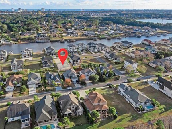 843 Waterton Ave. , Myrtle Beach, SC 29579