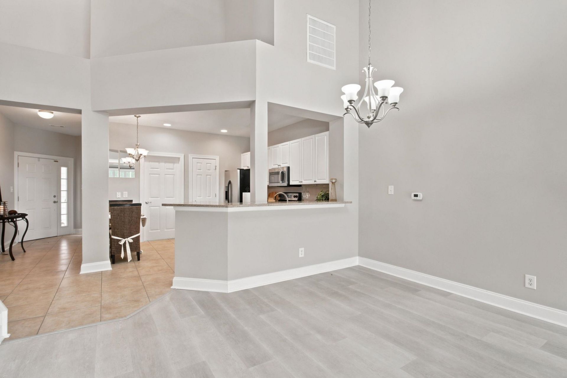 4488 Girvan Dr. Photo 19