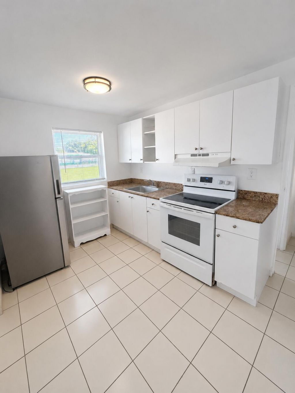 1725 NE 148th Street, Unit 5, Miami, FL 33181 Photo