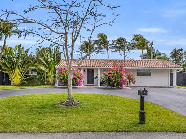 366 ELM Avenue, Tequesta, FL 33469