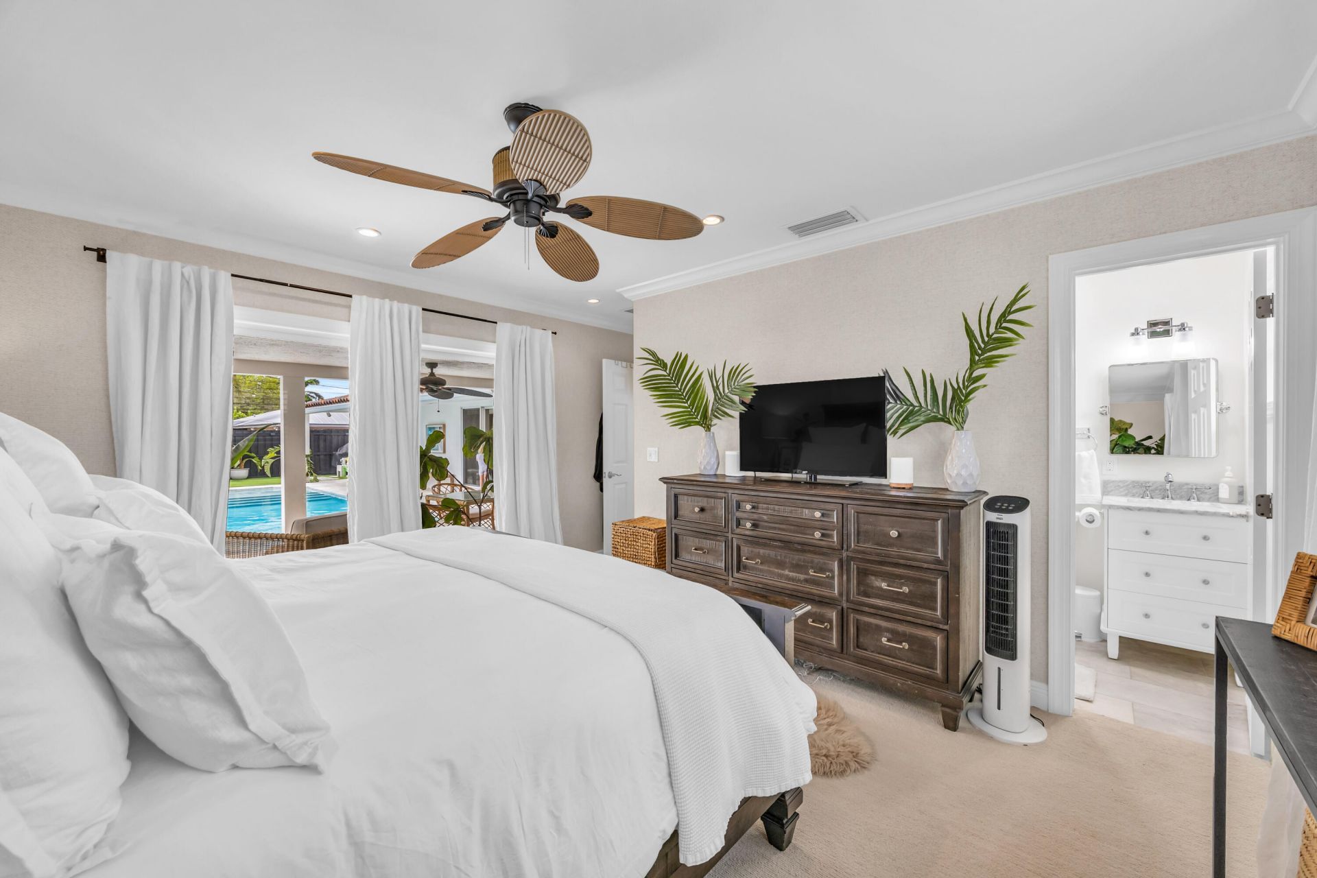 366 Elm Avenue, Tequesta, FL 33469 Photo