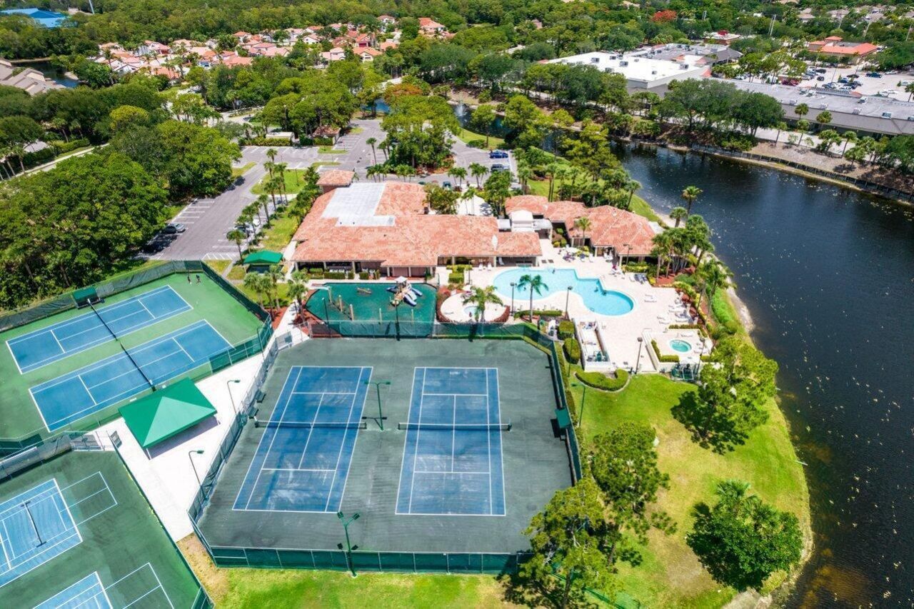 2525 Egret Lake Drive, Greenacres, FL 33413 Photo