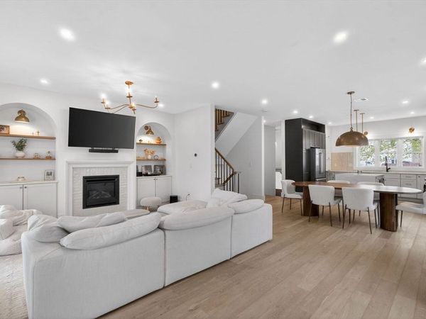 17 Manning St, Unit 17, Medford, MA 02155