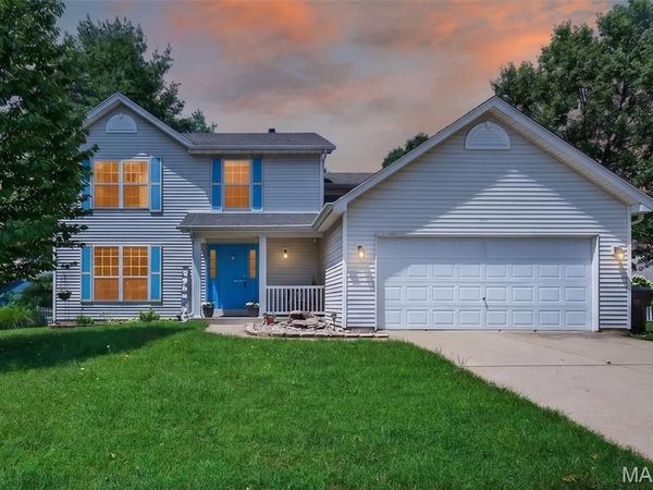 204 Boulder Point Drive, St Peters, MO 63376