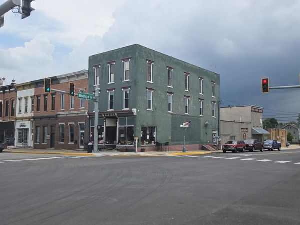 100 E Main Street, Albion, IN 46701