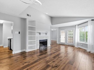 5550 Spring Valley Road, Unit A31, Dallas, TX 75254