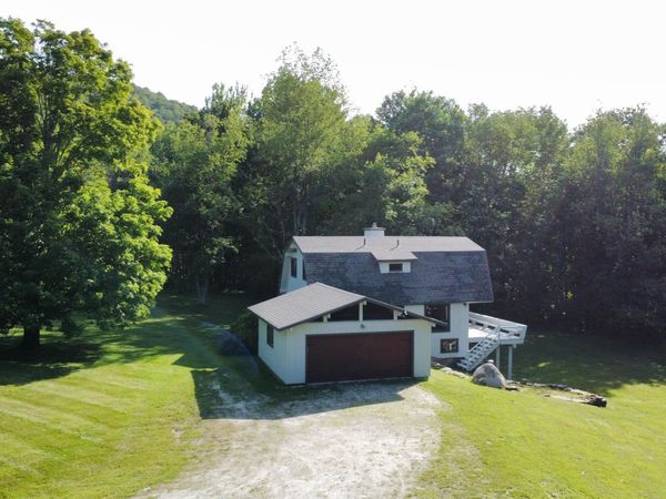 953 Lincoln Gap Road, Warren, VT 05764