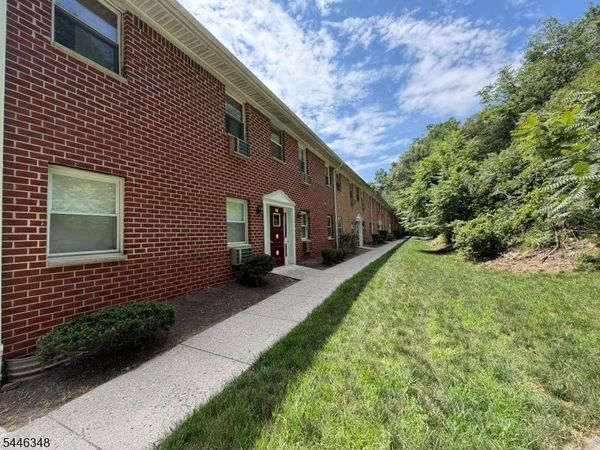 100 Pierson Miller Dr, Pompton Lakes, NJ 07442