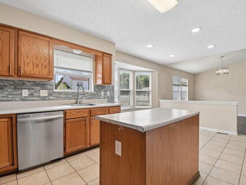 3350 Kady Lane, Columbus, OH 43232 Photo 10
