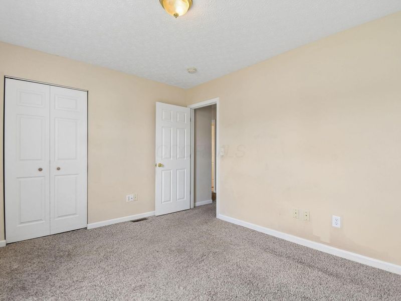 3350 Kady Lane, Columbus, OH 43232 Photo 20