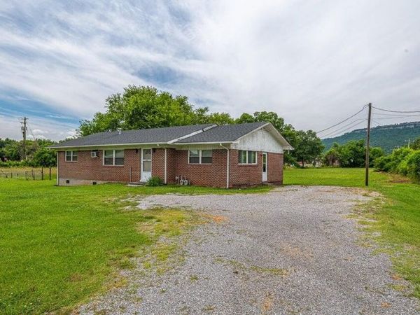 175 Turner Avenue , Jasper, TN 37347