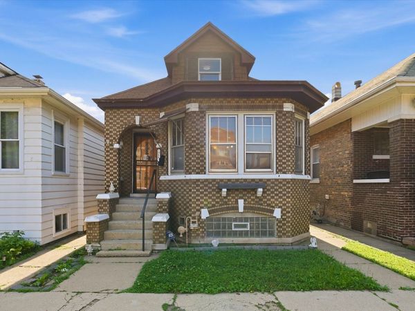 10447 S AVENUE G , Chicago, IL 60617