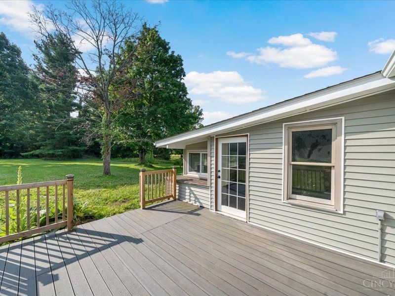 6699 Loveland Miamiville Road, Miami Twp, OH 45140 Photo 34