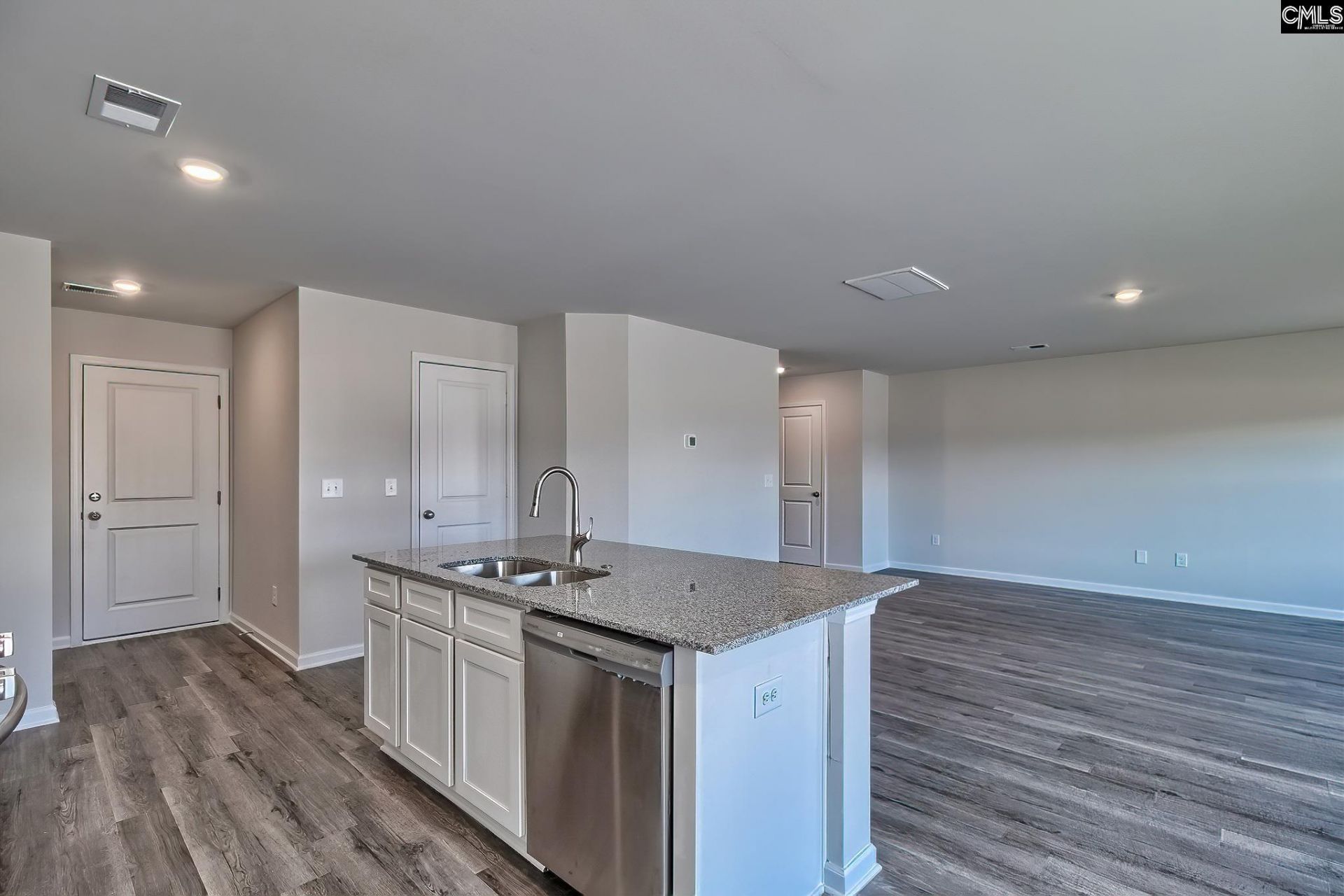647 Marbled Teal Lane Photo 10