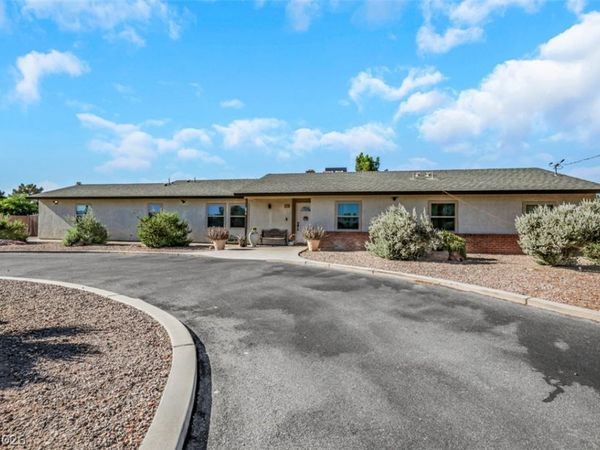 2715 E Hacienda Avenue, Las Vegas, NV 89120