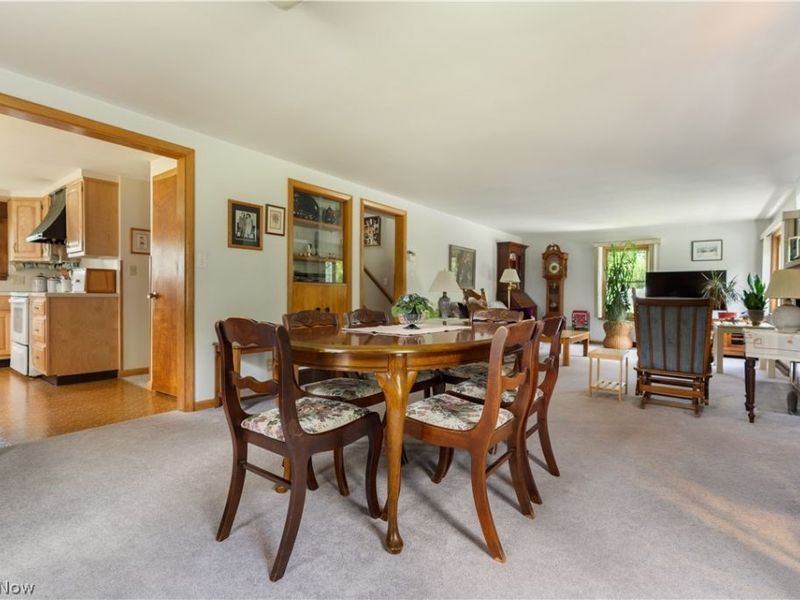 8463 Schubert Avenue NE, Alliance, OH 44601 Photo 17