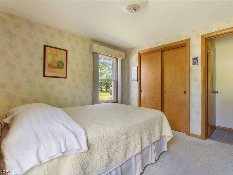 8463 Schubert Avenue NE, Alliance, OH 44601 Photo 23