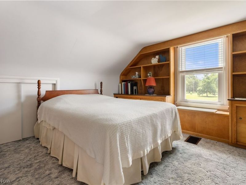 8463 Schubert Avenue NE, Alliance, OH 44601 Photo 25