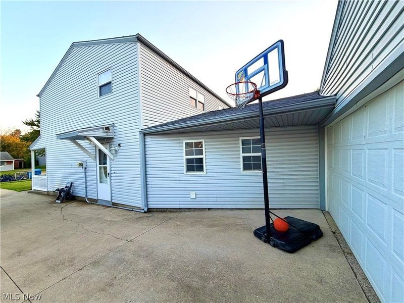 2051 Randall Street, Lorain, OH 44052 Photo 43