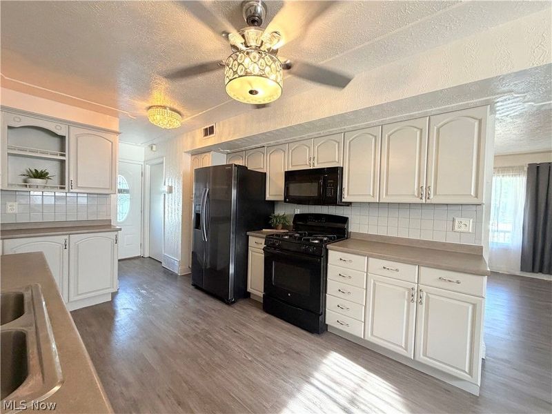 2051 Randall Street, Lorain, OH 44052 Photo 7