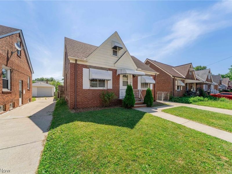 4465 W 137th Street, Cleveland, OH 44135 Photo 2