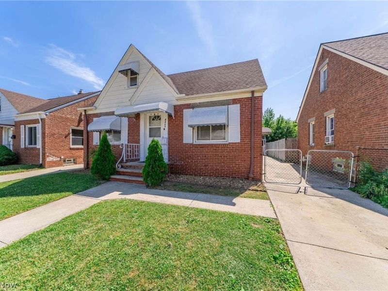 4465 W 137th Street, Cleveland, OH 44135 Photo 3