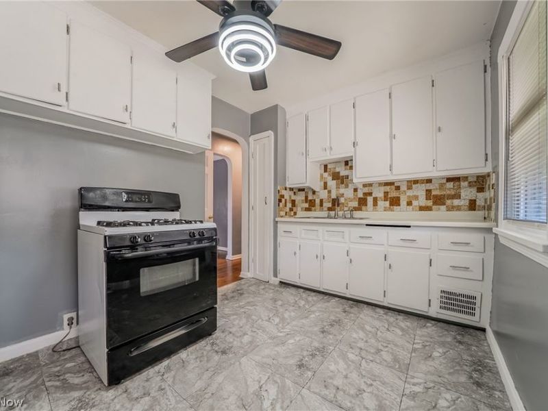 4465 W 137th Street, Cleveland, OH 44135 Photo 8