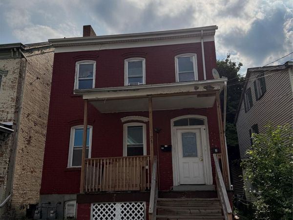 37 Delano Street , Poughkeepsie, NY 12601
